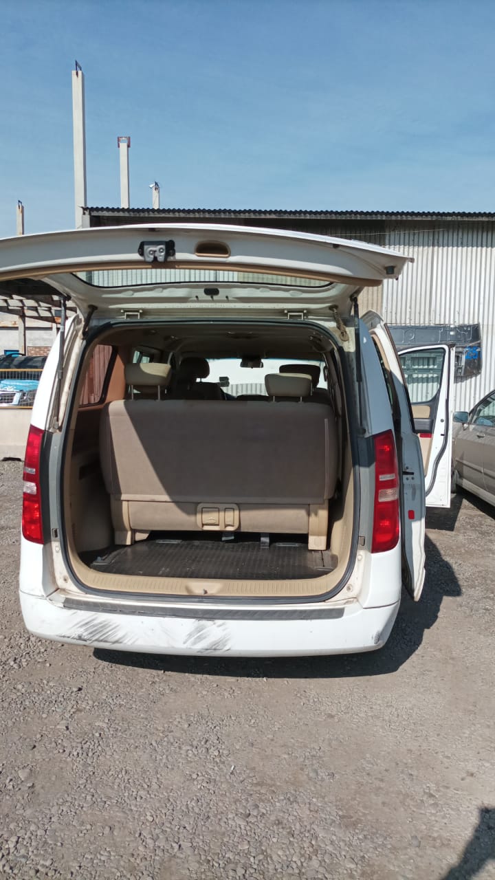  Hyundai H1 2012    EN DESARME